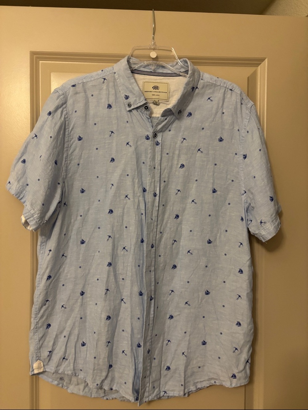Report Collection Light Blue Short Sleeve Button-Down Shirt with Navy Motif